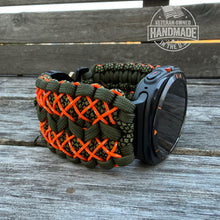 Lade das Bild in den Galerie-Viewer, Paracord Watchband compatible with Samsung Galaxy Watch Ultra, Galaxy Watch 8, Galaxy Watch 7, Galaxy Watch 6, Galaxy Watch 5, Galaxy Watch 4, Galaxy Watch 3 (watch not included).
