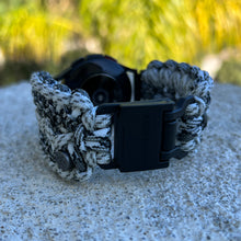 Load image into Gallery viewer, Paracord Watchband compatible with Samsung Galaxy Watch Ultra, Galaxy Watch 8, Galaxy Watch 7, Galaxy Watch 6, Galaxy Watch 5, Galaxy Watch 4, Galaxy Watch 3 (watch not included).