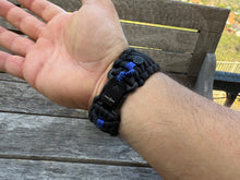 Load image into Gallery viewer, Quick Release Paracord Watchband, personalized to replace bands for Garmin 20mm, 22mm and 26mm|Black and Blue.