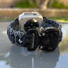 Lade das Bild in den Galerie-Viewer, Paracord Watch Band compatible with Apple Watch Series 1, 2, 3, 4, 5, 6, 7, 8, 9, 10, Ultra, Ultra 2 & SE (watch not included)