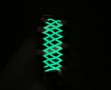 Lade das Bild in den Galerie-Viewer, Paracord Watch Band compatible with Fitbit Versa 1, Versa Lite, Versa 2, Versa 3, Versa 4, Sense, Sense 2 (watch not included).