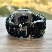 Lade das Bild in den Galerie-Viewer, Paracord Watch Band compatible with Apple Watch Series 1, 2, 3, 4, 5, 6, 7, 8, 9, Ultra, Ultra 2 & SE (watch not included)