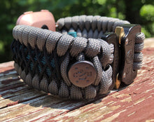 Lade das Bild in den Galerie-Viewer, Paracord Watch Band compatible with Fitbit Versa 1, Versa Lite, Versa 2, Versa 3, Versa 4, Sense, Sense 2 (watch not included).