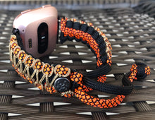 Lade das Bild in den Galerie-Viewer, Paracord Watch Band compatible with Fitbit Versa 1, Versa Lite, Versa 2, Versa 3, Versa 4, Sense, Sense 2 (watch not included).