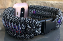Lade das Bild in den Galerie-Viewer, Paracord Watch Band compatible with Fitbit Versa 1, Versa Lite, Versa 2, Versa 3, Versa 4, Sense, Sense 2 (watch not included).