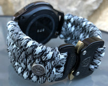 Load image into Gallery viewer, Samsung Galaxy Watch Band, Galaxy 42mm, Galaxy 46mm, Gear S3 Frontier, Gear S3 Classic, Gear Sport, 550 Paracord Watch Band.