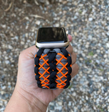 Lade das Bild in den Galerie-Viewer, Paracord Watch Band compatible with Apple Watch Series 1, 2, 3, 4, 5, 6, 7 & SE (watch not included)