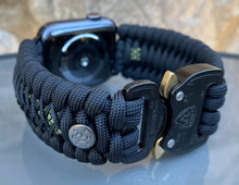 Lade das Bild in den Galerie-Viewer, Paracord Watch Band compatible with Apple Watch Series 1, 2, 3, 4, 5, 6, 7 & SE (watch not included)