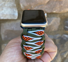 Lade das Bild in den Galerie-Viewer, Paracord Watch Band compatible with Apple Watch Series 1, 2, 3, 4, 5, 6, 7 & SE (watch not included)