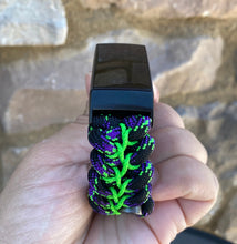 Lade das Bild in den Galerie-Viewer, Paracord Watch Band compatible with Fitbit Charge 2, Charge 3, Charge 4 & Charge 5 (Watch not included)