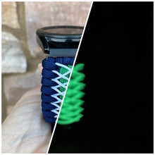 Lade das Bild in den Galerie-Viewer, Paracord Watchband compatible with Samsung Galaxy Watch 3, Galaxy Watch 4, Galaxy Watch 5, Galaxy Watch 6 (watch not included)