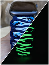 Charger l'image dans la galerie, Paracord Watch Band compatible with Apple Watch Series 1, 2, 3, 4, 5, 6, 7 & SE (watch not included)