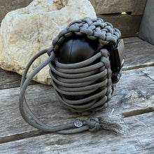 Charger l&#39;image dans la galerie, Paracord Buds case compatible with PowerBeats Pro, AirPods Pro 1 and 2, AirPods 3 and 4, Galaxy Buds 3/3 Pro(earbuds and case not included).
