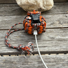 Charger l&#39;image dans la galerie, Paracord Buds case compatible with PowerBeats Pro, AirPods Pro 1 and 2, AirPods 3 and 4, Galaxy Buds 3/3 Pro(earbuds and case not included).
