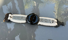 Lade das Bild in den Galerie-Viewer, Paracord Watch band compatible with Google Pixel Watch (watch not included)
