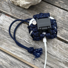 Charger l&#39;image dans la galerie, Paracord Buds case compatible with PowerBeats Pro, AirPods Pro 1 and 2, AirPods 3 and 4, Galaxy Buds 3/3 Pro(earbuds and case not included).
