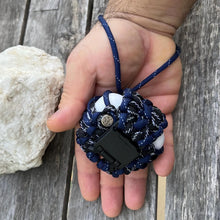 Charger l&#39;image dans la galerie, Paracord Buds case compatible with PowerBeats Pro, AirPods Pro 1 and 2, AirPods 3 and 4, Galaxy Buds 3/3 Pro(earbuds and case not included).

