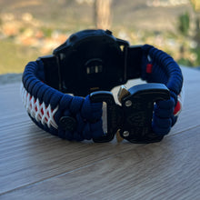 Cargar imagen en el visor de la galería, Paracord Watchband compatible with Garmin Approach, D2, Descent, Enduro, Epix (Gen 2), Fenix, Forerunner 935/955, Instinct, MARQ, Tactix, Quatix (watch not included).
