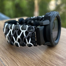 Load image into Gallery viewer, Paracord Watchband compatible with Garmin Approach, D2, Descent, Enduro, Epix (Gen 2), Fenix, Forerunner 935/955, Instinct, MARQ, Tactix, Quatix (watch not included).
