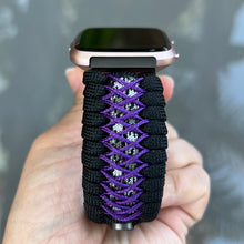 Lade das Bild in den Galerie-Viewer, Paracord Watch Band compatible with Fitbit Versa 1, Versa Lite, Versa 2, Versa 3, Versa 4, Sense, Sense 2 (watch not included).
