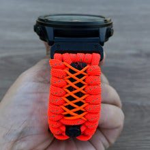 Cargar imagen en el visor de la galería, Paracord Watchband compatible with Garmin Approach, D2, Descent, Enduro, Epix (Gen 2), Fenix, Forerunner 230/235/630/735XT/935/955, Instinct, MARQ, Tactix, Quatix (watch not included).
