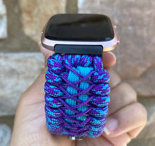 Lade das Bild in den Galerie-Viewer, Paracord Watch Band compatible with Fitbit Versa 1, Versa Lite, Versa 2, Versa 3, Versa 4, Sense, Sense 2 (watch not included).
