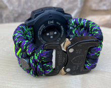 Cargar imagen en el visor de la galería, Paracord Watchband compatible with Garmin Approach, D2, Descent, Enduro, Epix (Gen 2), Fenix, Forerunner 230/235/630/735XT/935/955, Instinct, MARQ, Tactix, Quatix (watch not included).
