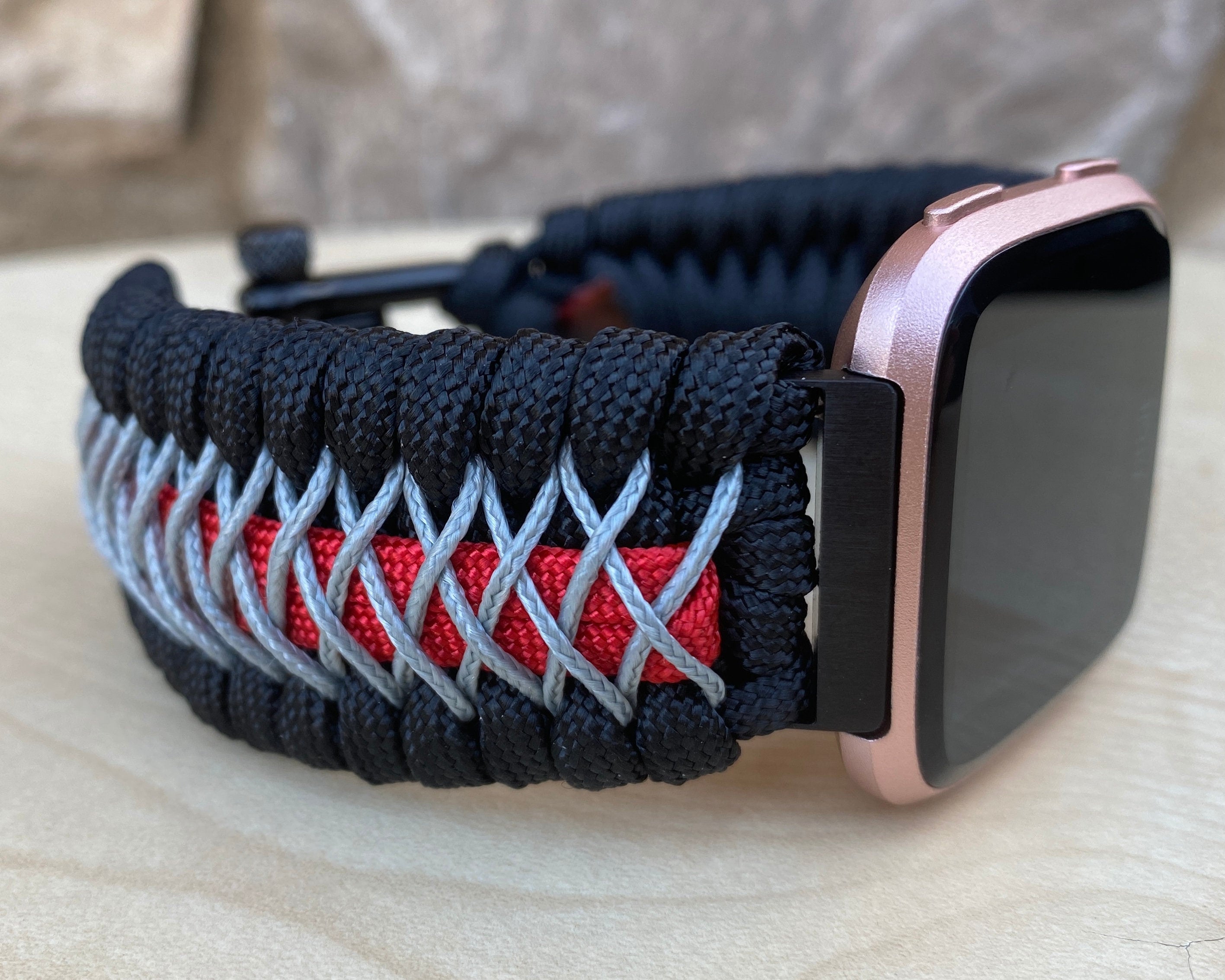 Paracord fitbit versa online band