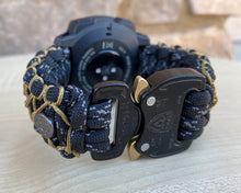 Charger l&#39;image dans la galerie, Paracord Watchband compatible with Garmin Approach, D2, Descent, Enduro, Epix (Gen 2), Fenix, Forerunner 935/955, Instinct, MARQ, Tactix, Quatix (watch not included).
