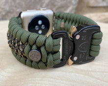 Lade das Bild in den Galerie-Viewer, Paracord Watch Band compatible with Apple Watch  Series 1, 2, 3, 4, 5, 6, 7 &amp; SE (watch not included)
